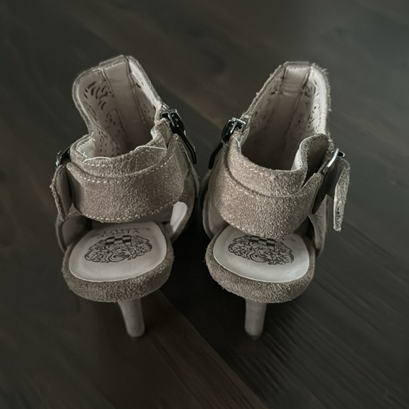 Vince Camuto Suede Heels - Picture 3 of 12